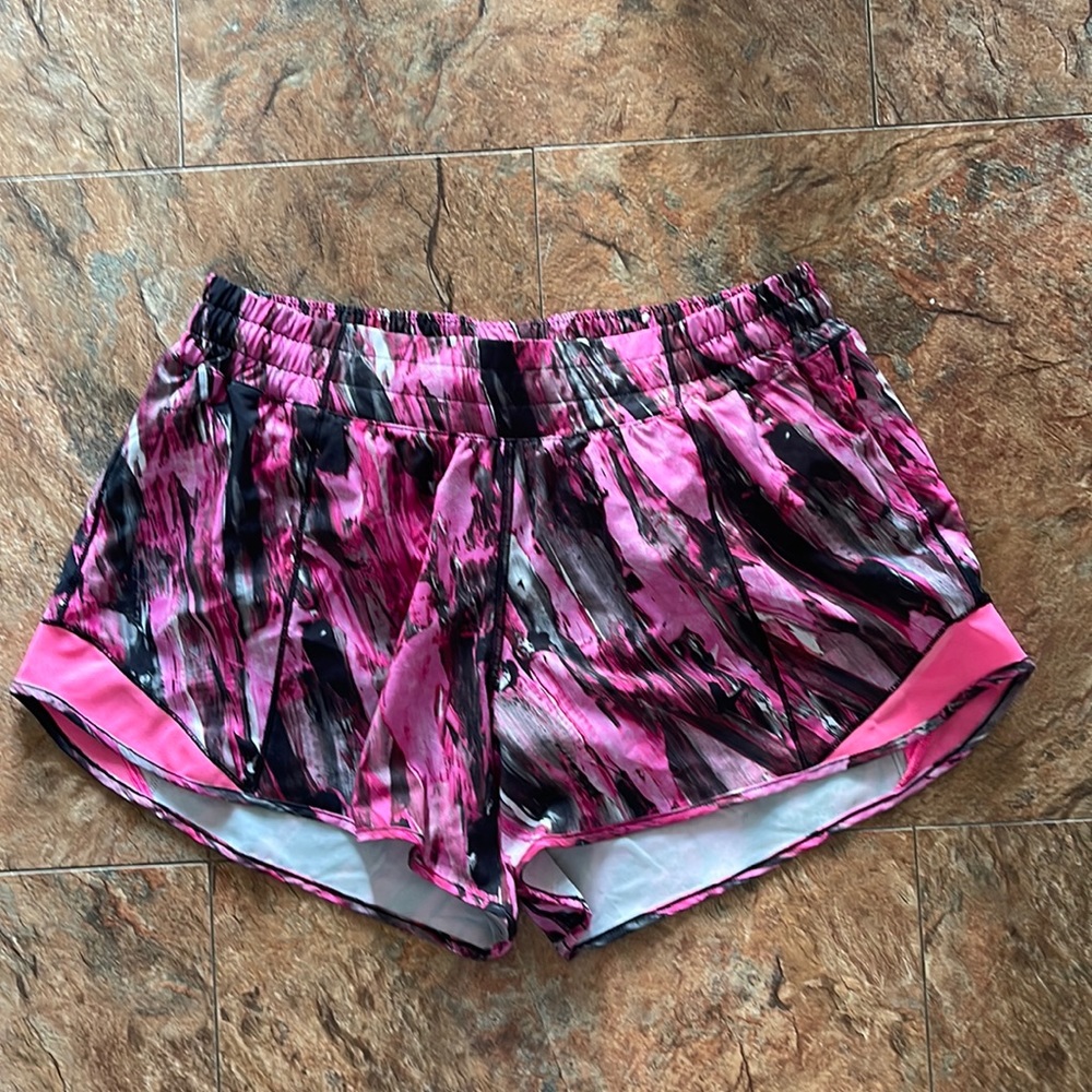 Lululemon Lined Shorts Size 10 Tall❤️❤️
